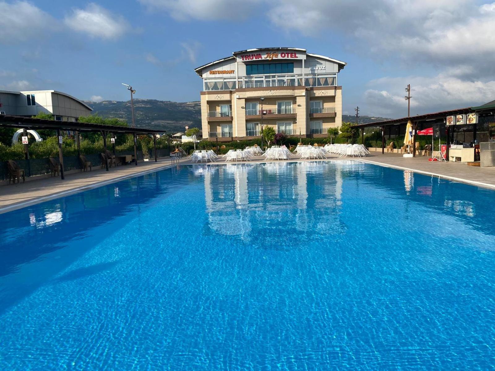 Truva Life Hotel Samandag Extérieur photo