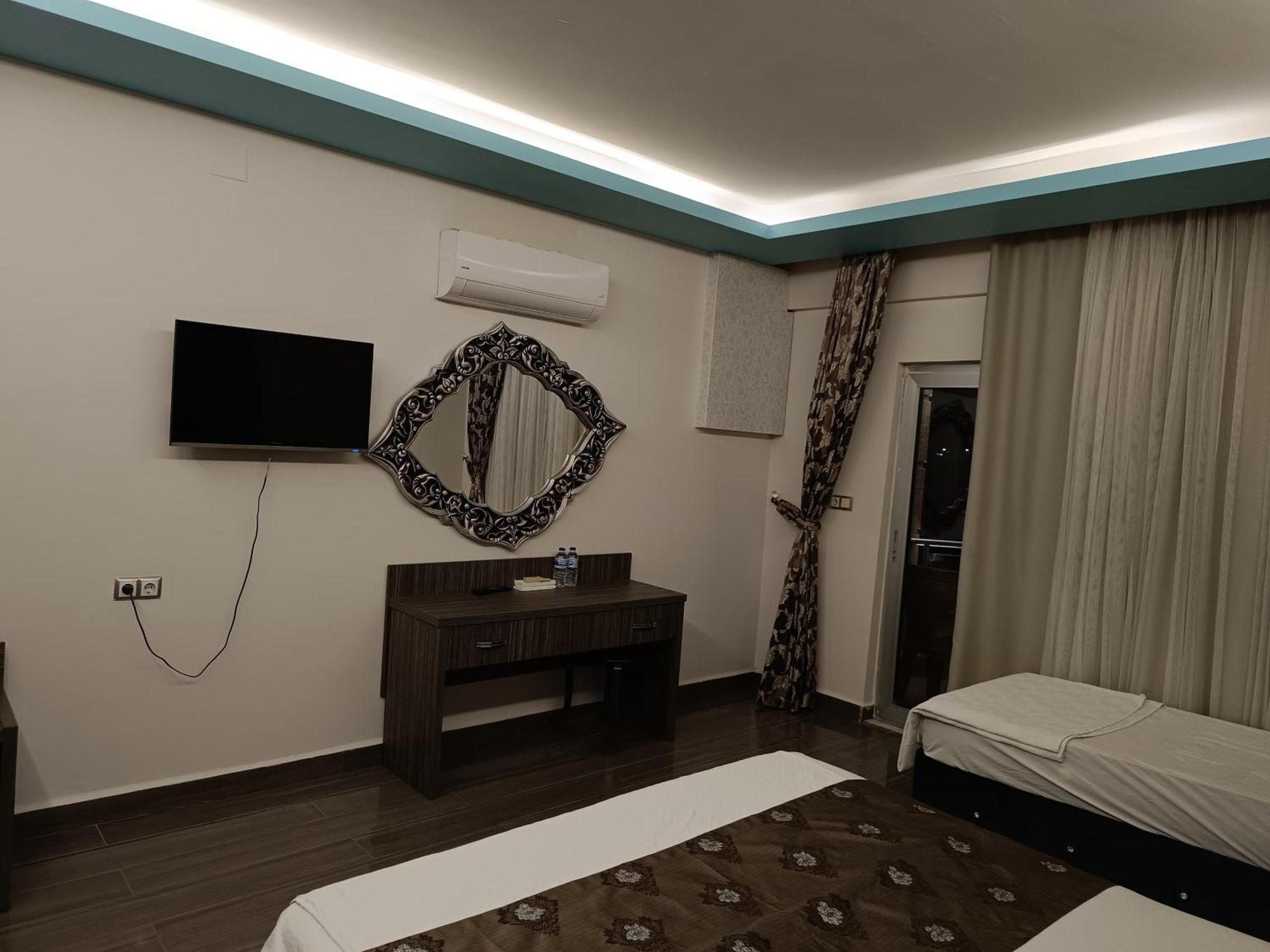 Truva Life Hotel Samandag Extérieur photo