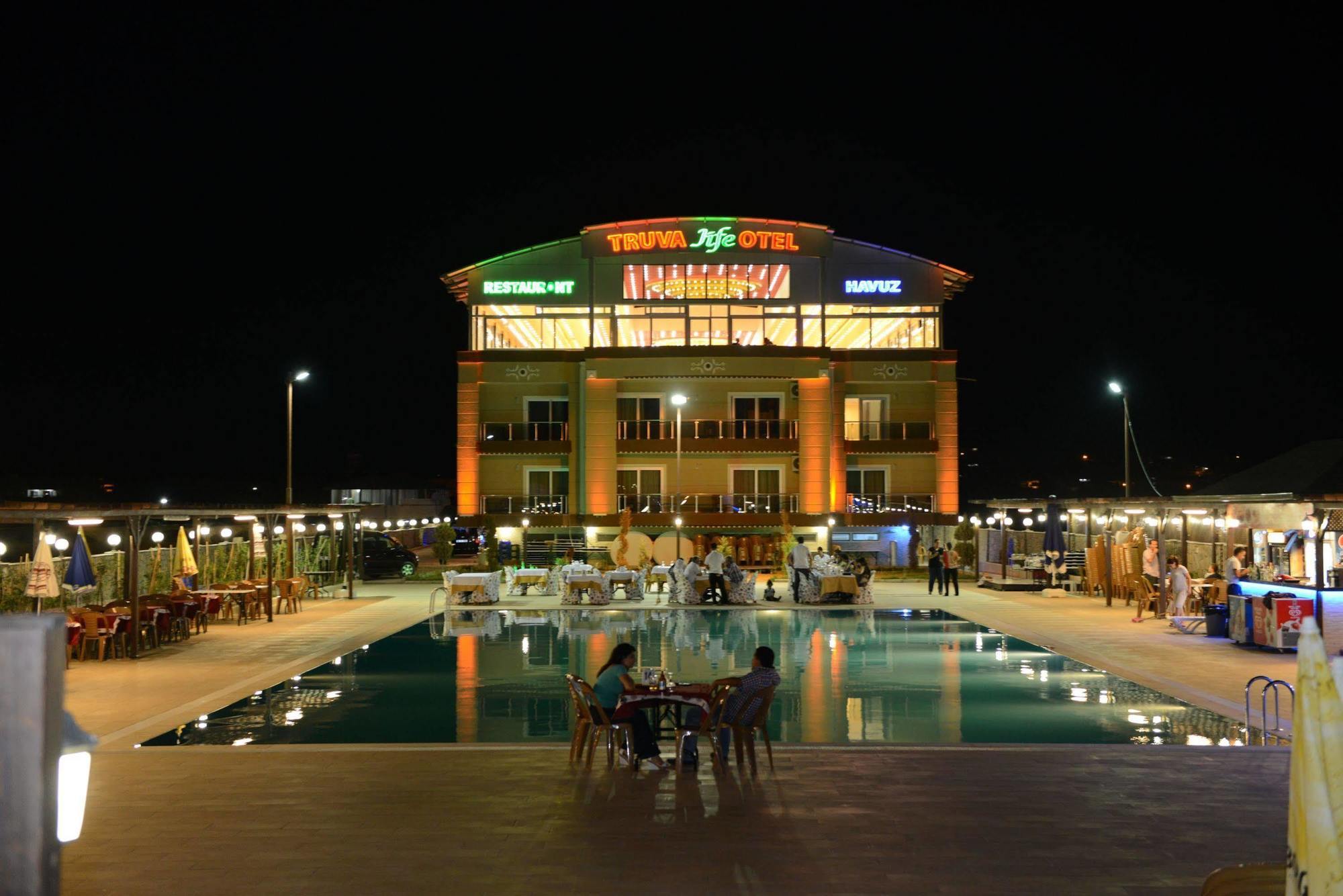 Truva Life Hotel Samandag Extérieur photo